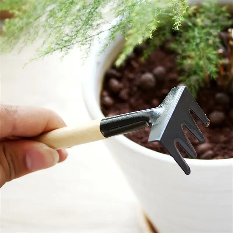 Gardening Tools Three-Piece Set Mini Garden Tools Multi-Function Shovel Harrow Shovel Household Plant Pine Soil Shovel 3